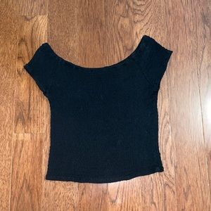 BRANDY MELVILLE OFF THE SHOULDER CROP TOP